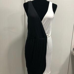 BEBE dress black and white